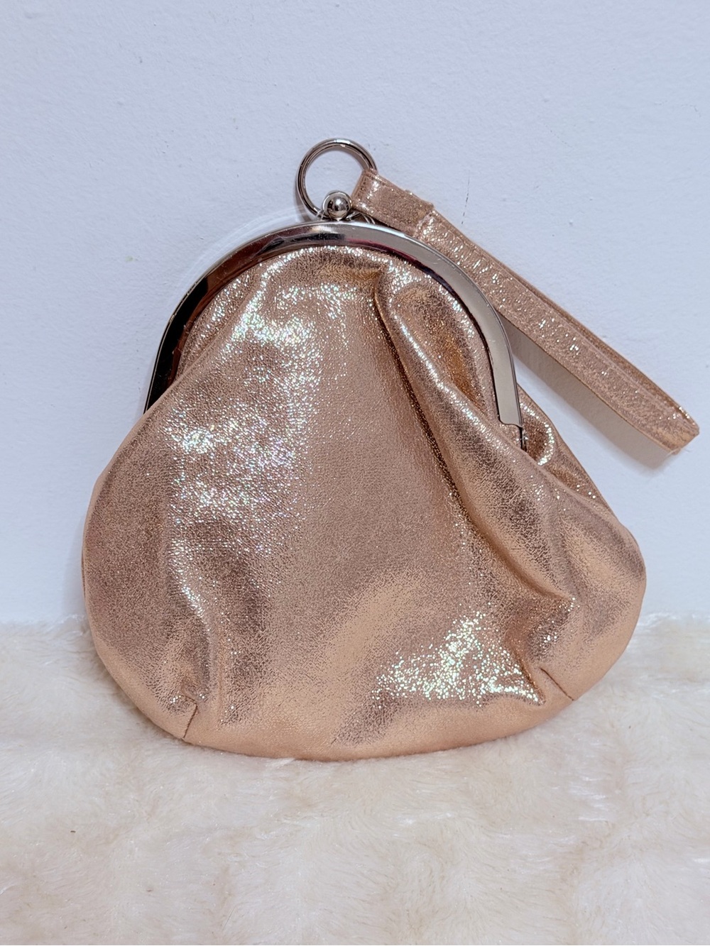 GUNNE SAX® JESSCANSILINTOCK Metallic Rose Gold Wristlet Clutch